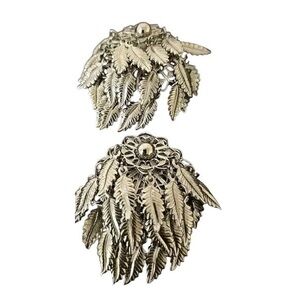 Large Silver tone leaf clip on earrings